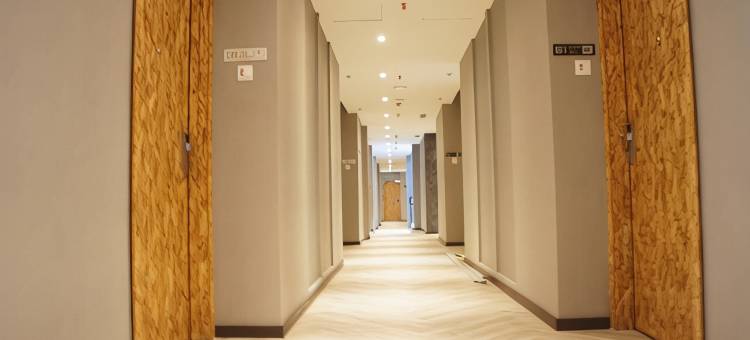 老兵的日夜旅馆(All Nite and Day Veteran)图片