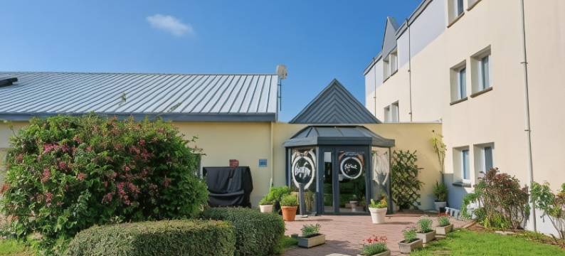 Contact Hotel Utah Beach Carentan图片