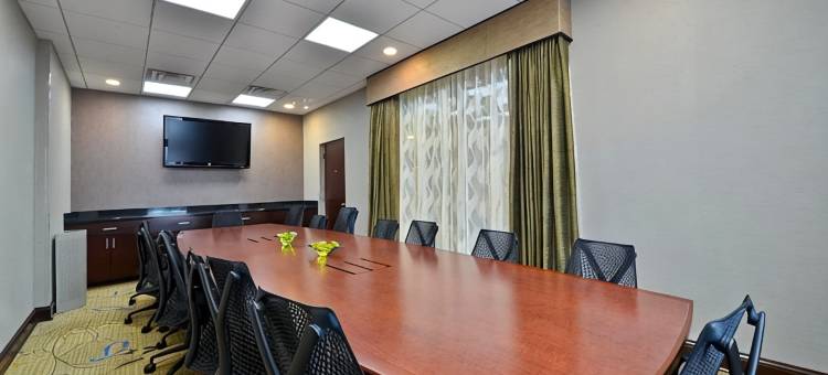 艾尔克格罗夫村奥黑尔温德姆花园酒店(Wyndham Garden Elk Grove Village/O'Hare)图片