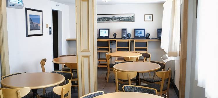 沙漠你好贝斯特韦斯特酒店(Best Western Hi-Desert Inn)图片