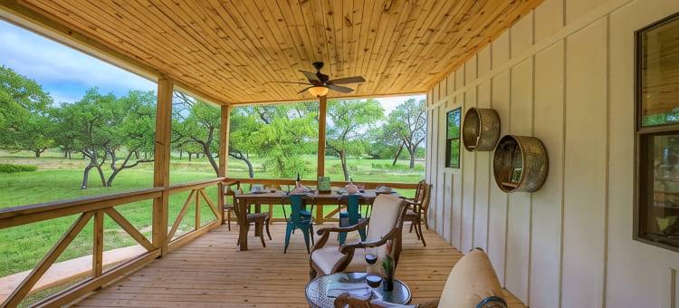 弗雷德葡萄酒乡的3英亩豪华景观！(3 Acre's of Luxury and Views in Fred Wine Country!)图片