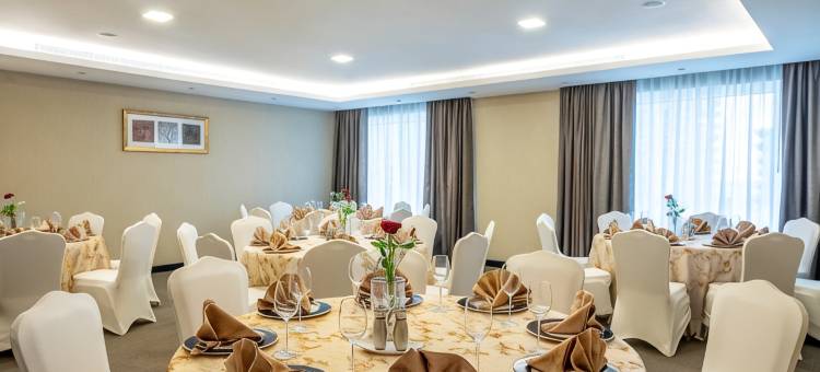 卡尔顿市中心酒店(Carlton Downtown Hotel)图片