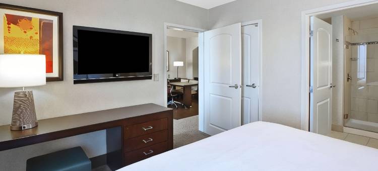 哥伦布机场希尔顿安泊酒店(Embassy Suites by Hilton Columbus Airport)图片
