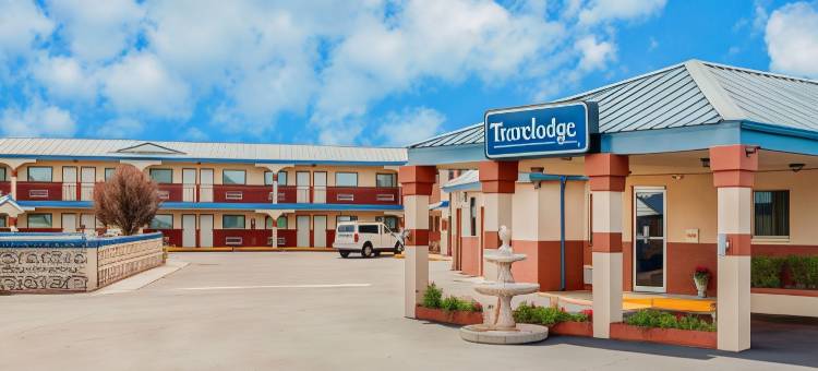 克拉丽奥波恩特酒店-里奇克雷斯特-近中国湖海军基地(Clarion Pointe Ridgecrest Near China Lake Naval Station)图片