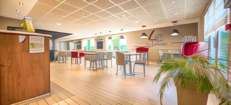 道维拉圣阿奴特康铂酒店(Campanile Deauville - Saint Arnoult)图片