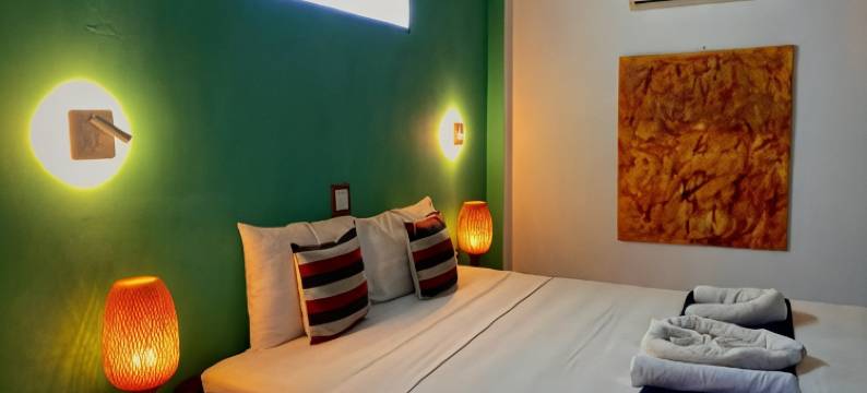 金歌厅垂直酒店(Au Cabaret Vert)图片