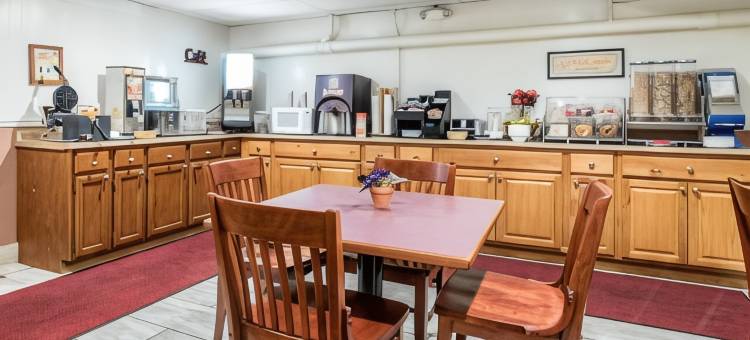 蒂尔顿伊克诺套房度假村(TiltonLodge Inn & Suites)图片