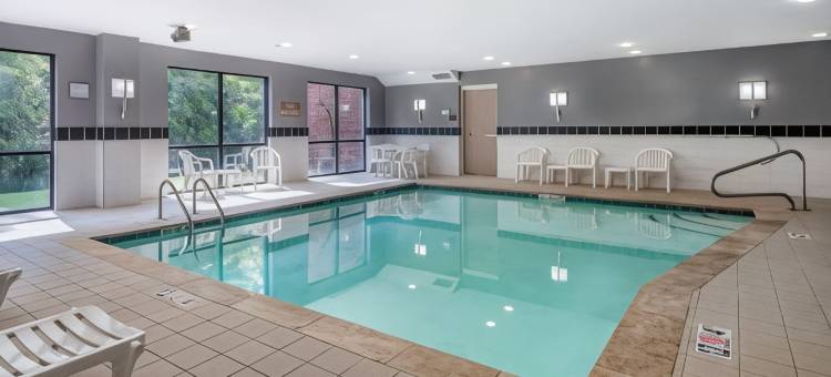 舒适套房酒店(Comfort Suites)图片