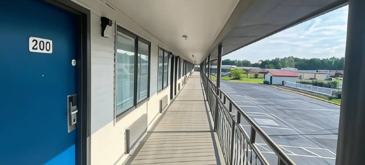 田纳西曼彻斯特 6 号汽车旅馆(Motel 6 Manchester, TN)图片