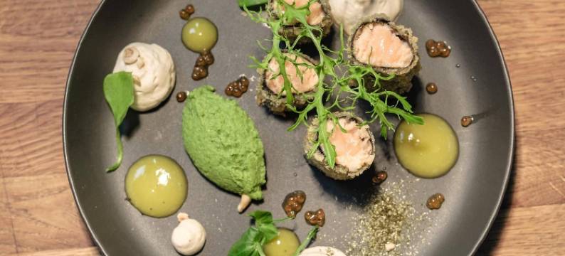 柯布鲁斯山(La Cambrousse)图片