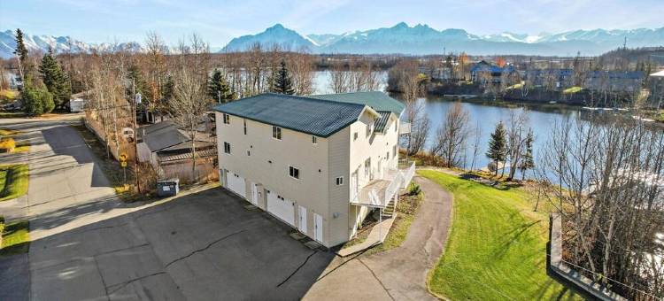 迷人的瓦西拉温馨两卧室公寓，提供WiFi(Charming 2-bedroom condo in fabulous Wasilla with WiFi)图片
