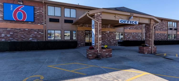 特洛伊6号汽车旅馆(Motel 6 Troy, IL)图片