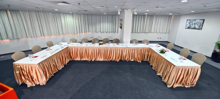 阿吉曼伊万套房酒店(Ewan Ajman Suites Hotel)图片