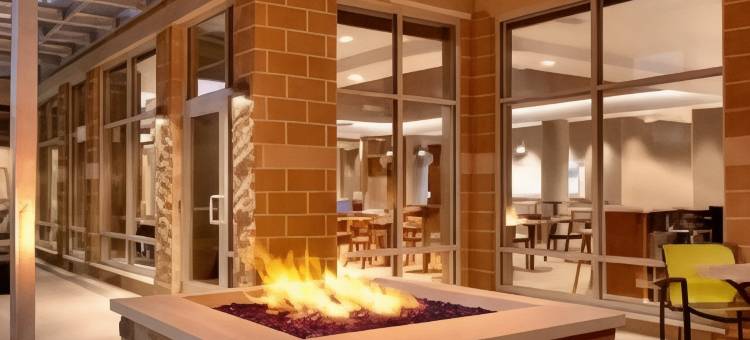 科拉尔维尔SpringHill Suites酒店(SpringHill Suites Coralville)图片