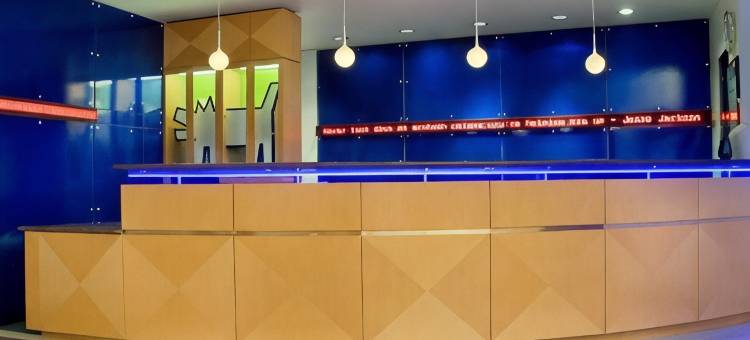 Fairfield Inn & Suites Chicago Downtown/Magnificent Mile图片