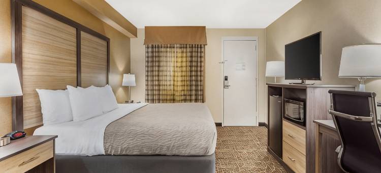 品质酒店及套房春湖 - 费耶特维尔近自由堡(Quality Inn & Suites Spring Lake - Fayetteville Near Fort Liberty)图片