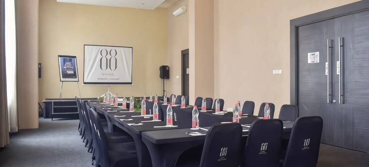WH科东萨里88号酒店(Hotel 88 Kedungsari - Kedungdoro by WH)图片