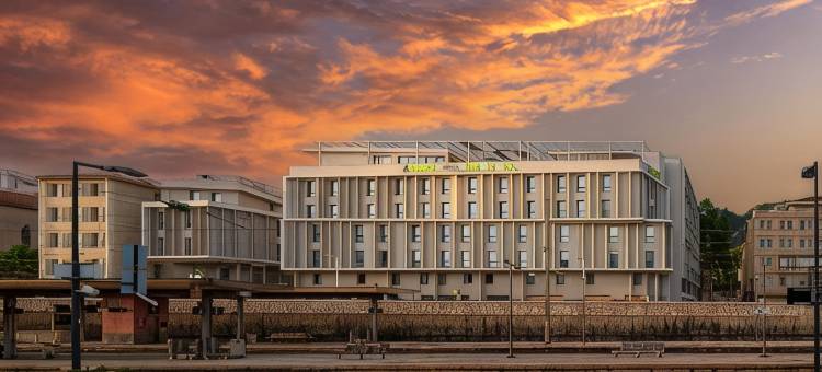 普里维洛奇斯图伦中心火车站公寓酒店(Apparthotel Privilodges Toulon)图片