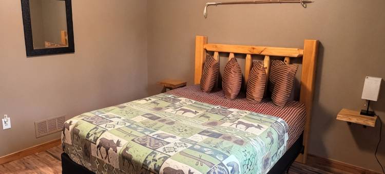 熊掌山林小屋 • 豪华木屋 • 游戏室 • 火坑(Bear Paw Lodge • Luxury Cabin • Game Room • Fire Pit)图片