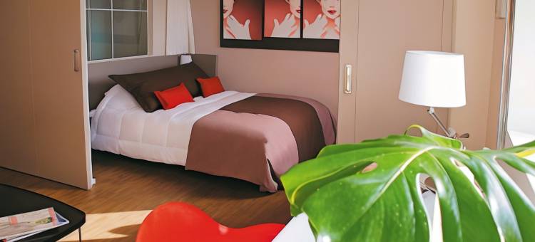 巴黎戴高乐机场阿克蒂苏尔斯施坦丁套房酒店(Standing Hotel Suites by Actisource)图片