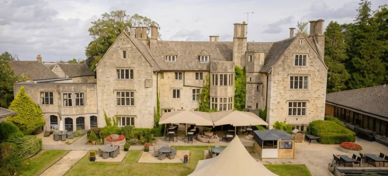 斯通豪斯苑酒店(Stonehouse Court Hotel - A Bespoke Hotel)图片