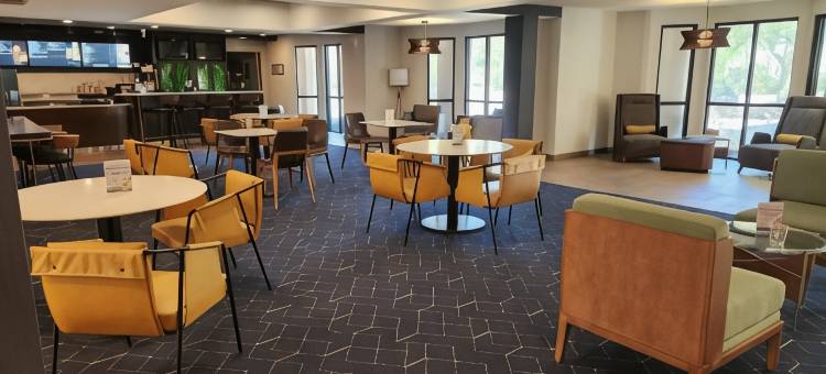 休斯敦伍德兰市万怡酒店(Courtyard Houston the Woodlands)图片