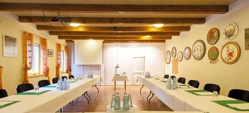 施罗斯公园酒店(Hotel Garni am Schlosspark)图片