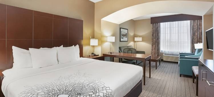 贝灵厄姆拉昆塔温德姆套房酒店(La Quinta Inn & Suites by Wyndham Bellingham)图片