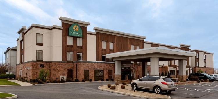 哥伦布格罗夫城拉昆塔温德姆套房酒店(La Quinta Inn & Suites by Wyndham Columbus - Grove City)图片
