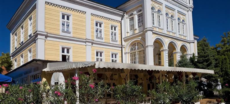 阿斯托里亚宾馆和饭店(Hotel Astoria)图片