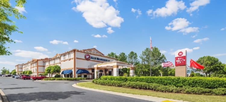 卡尔顿贝斯特韦斯特套房酒店(Best Western Plus Carlton Suites)图片