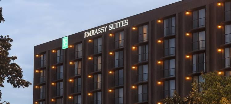里士满希尔顿安泊酒店(Embassy Suites by Hilton Richmond)图片