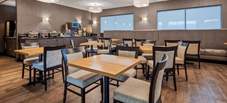 东门贝斯特韦斯特优质套房酒店(Best Western Plus Eastgate Inn  Suites)图片