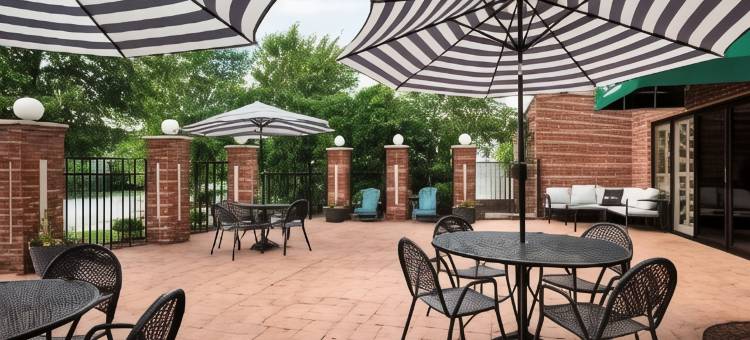 路易斯维尔东部蔚景温德姆酒店(Wingate by Wyndham Louisville East)图片