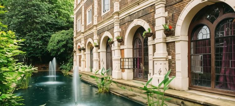 伦敦肯辛顿荷兰公园安居旅馆(Safestay London Kensington Holland Park)图片