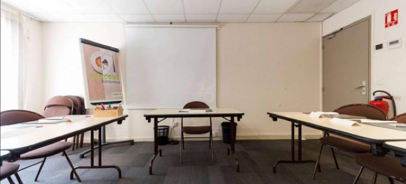 比亚里茨机场钟楼酒店(Campanile Biarritz)图片