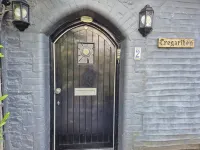 PRIVATE ROOM WITH OWN ENTRANCE IN COTTAGE DOWN A QUIET LEAFY LANE. EASY PARKING - Country Houses