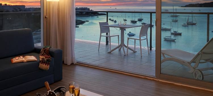 阿克塞尔海滩伊比萨套房公寓Spa和海滩俱乐部-仅限成人入住(AxelBeach Ibiza Suites Apartments Spa and Beach Club - Adults Only)图片