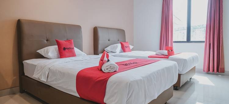 红多兹Plus酒店-近巴淡岛中心渡轮码头(RedDoorz Plus Near Ferry Terminal Batam Center)图片