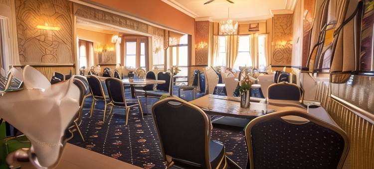 弗泽当酒店(Furzedown Hotel)图片