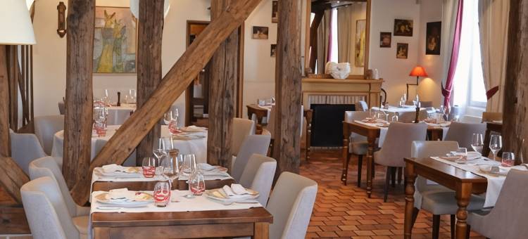 白马酒店(Logis Hôtel Auberge du Cheval Blanc)图片