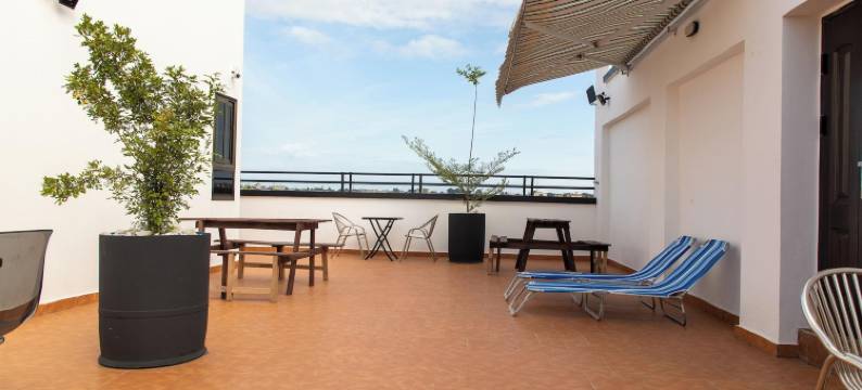 一卧室带家具公寓 - Wifi，空调，安全保障(1 Bed Furnished Apartment - Wifi Aircon Security)图片