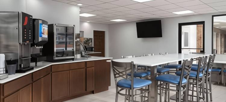 韦尔登-罗阿诺克拉皮兹戴斯酒店(Days Inn by Wyndham Weldon/Roanoke Rapids)图片