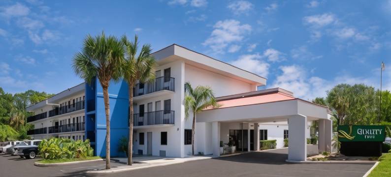 大西洋滩梅奥诊所贾克斯区凯艺酒店(Quality Inn Atlantic Beach-Mayo Clinic Jax Area)图片