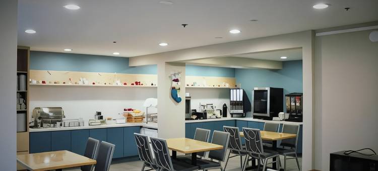 蒙特利海滨玛丽娜丽怡酒店(Country Inn & Suites by Radisson, Monterey Beachfront-Marina, CA)图片