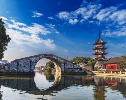 Free entry to Wujiang's ancient towns for test takers