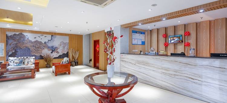 涟水肯定·精选影院酒店(滨河吾悦广场店)图片