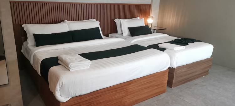 克拉克国际机场附近联排别墅橡木灰色酒店(Townhouse Oak Grey Hotel Near Clark International Airport)图片
