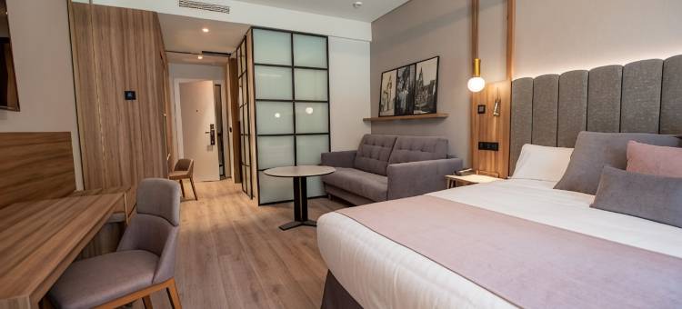 吉拉尔达中心酒店(Hotel Giralda Center)图片