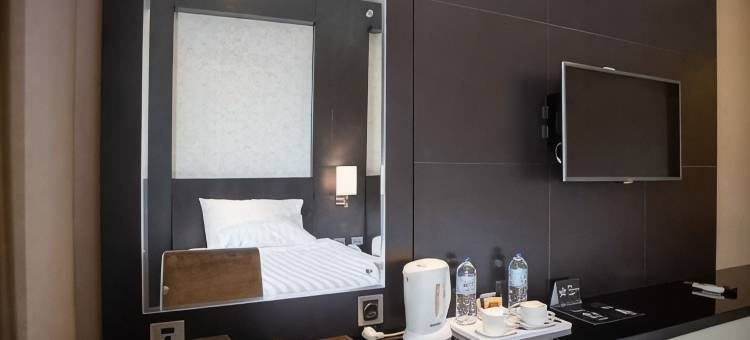 特加尔卡利塔酒店(Karlita Hotel Tegal)图片
